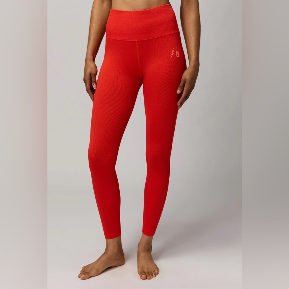 Spiritual Gangster Kendall Toole Never Knocked Out Love Sculpt Leggings XS/S NWT